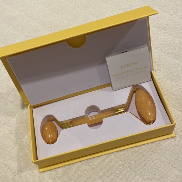 Belief summer kit cooling patch, roller and bag. - Picture 9 of 11